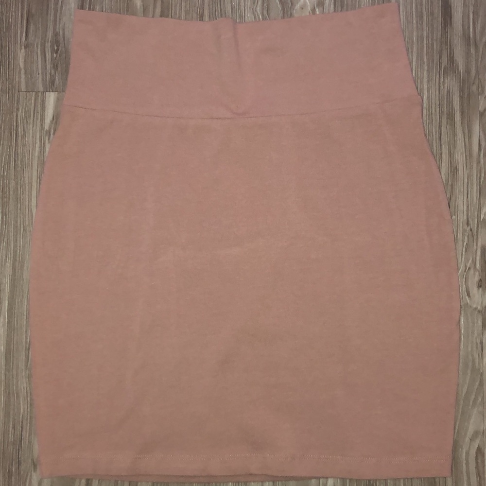 Skirt - Picture 3 of 3